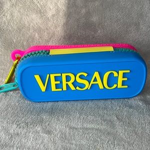 COPY - COPY - Fun rubber Versace case